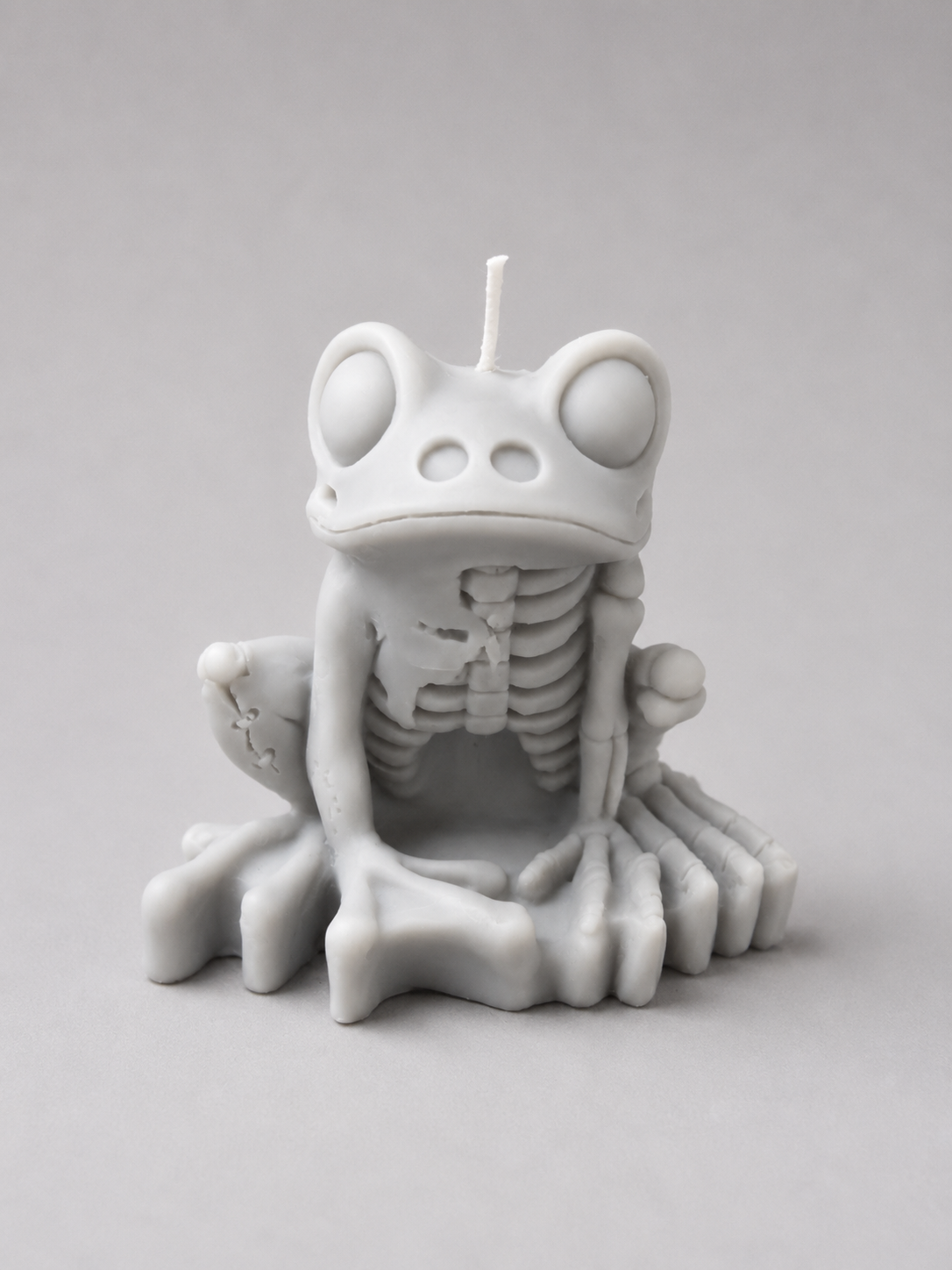 Large Skeleton Frog Pillar