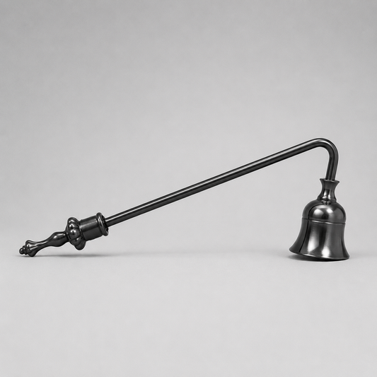 Simple Black Snuffer