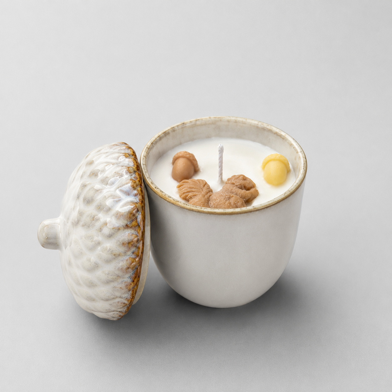 Acorn Toffee Nut Candle Large